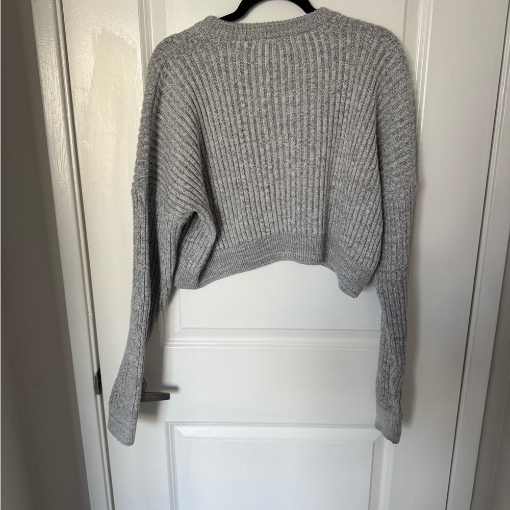 Gray Ribbed Knit Sweater - Picture 2 of 4